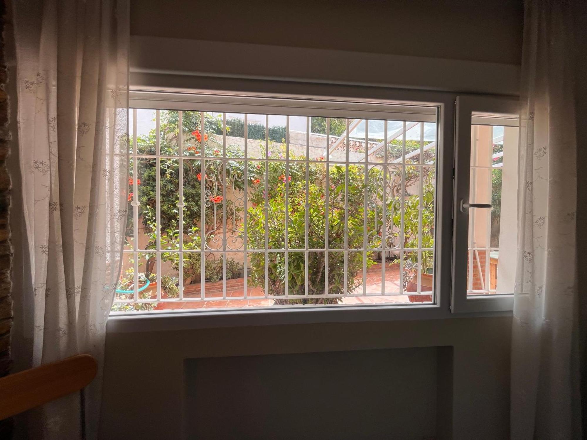 Appartement En Monte Gibralfaro Piscina Compartida